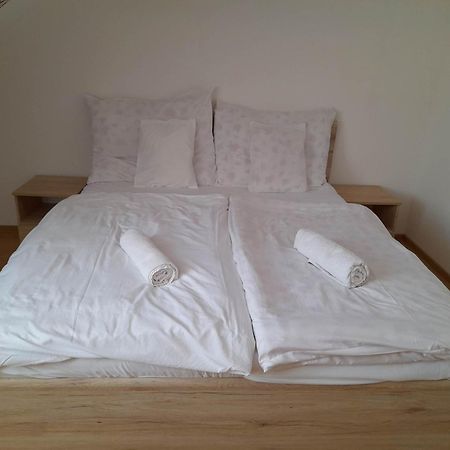 Kemences Fogado Bed & Breakfast Tardos Luaran gambar